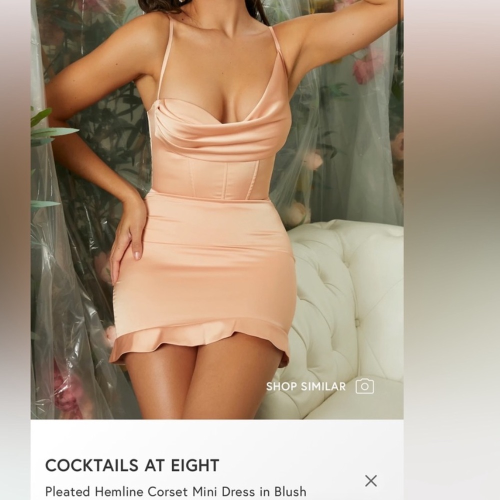 Cocktail dress Size 4 Oh Polly